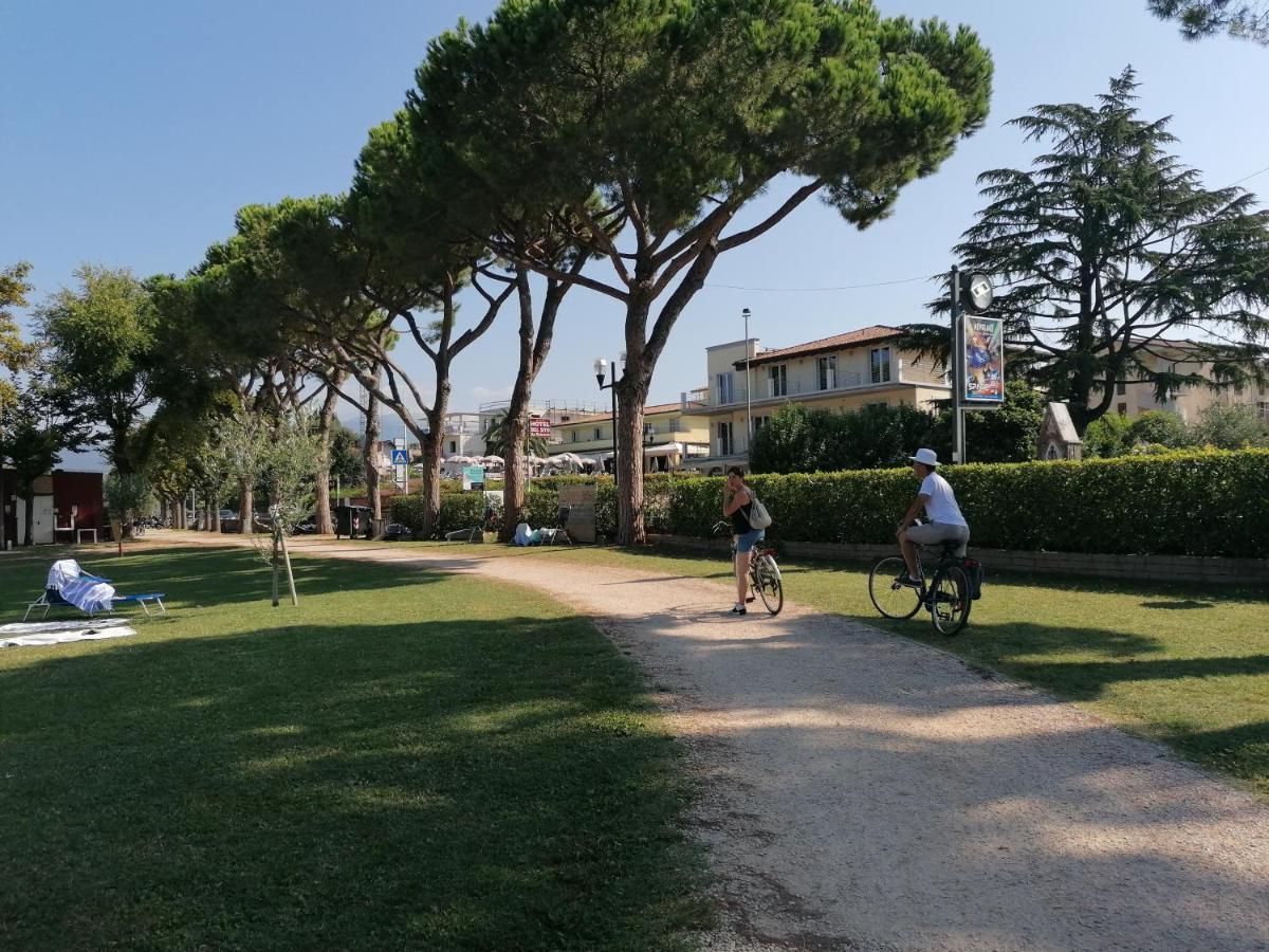 La Casa Di Marzia Apartment Bardolino Luaran gambar