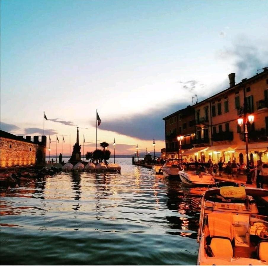 La Casa Di Marzia Apartment Bardolino Luaran gambar